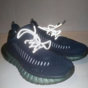 Running sneakers blue